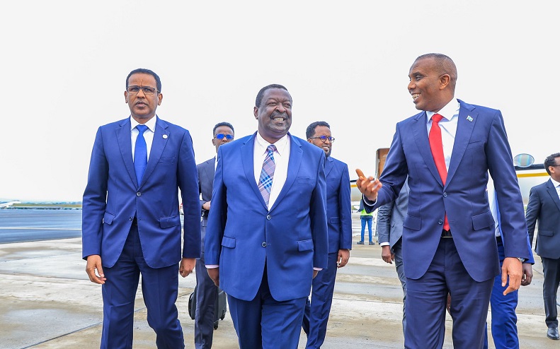 Socdaalka RW Barre ee Kenya.jpg